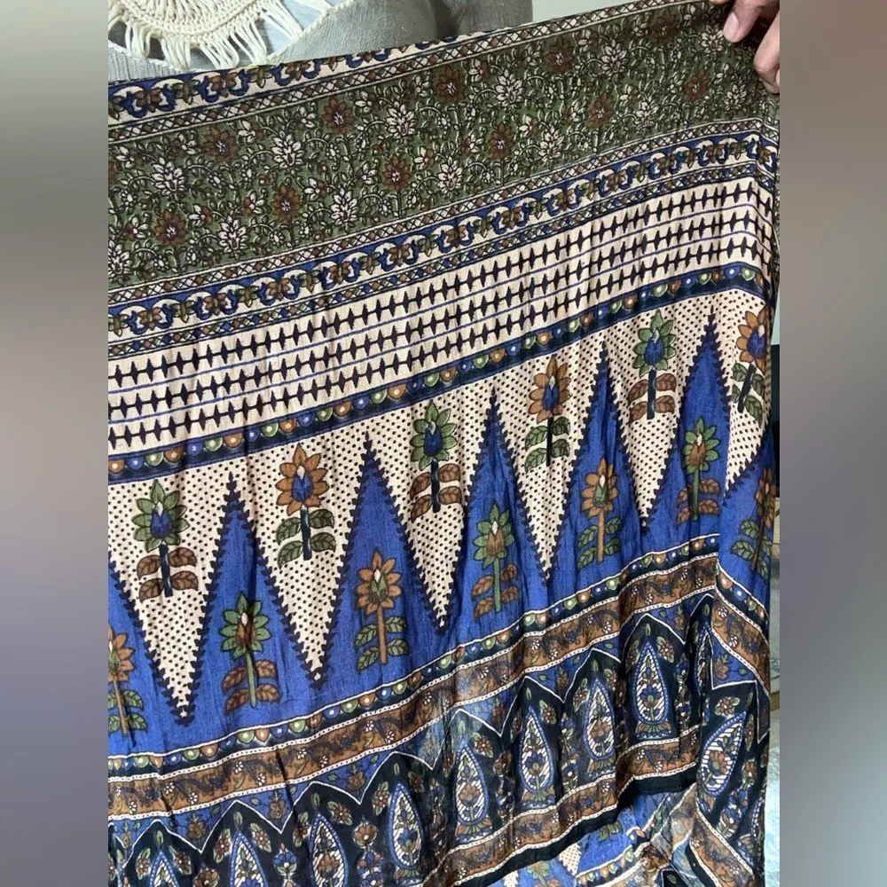 Boho patterned peasant skirt - Picture 3 of 8